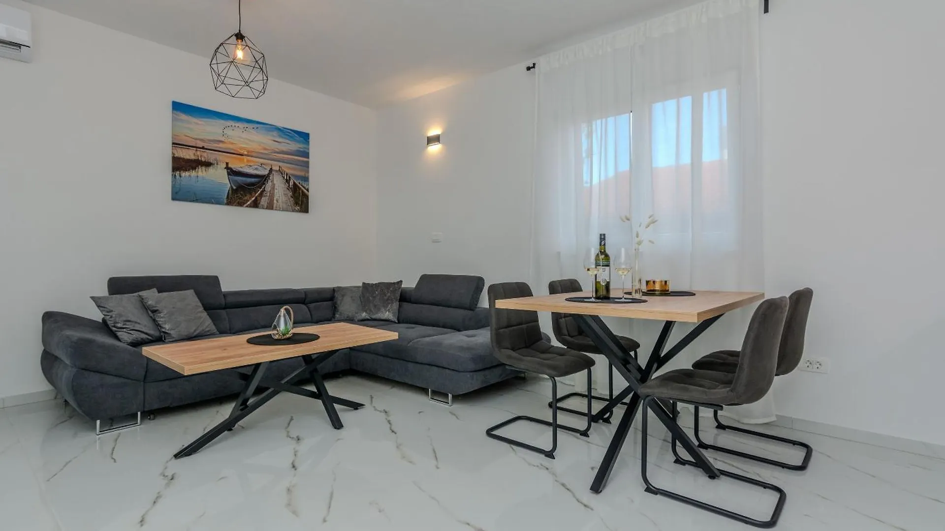 Apartments Fil Cosic Vir