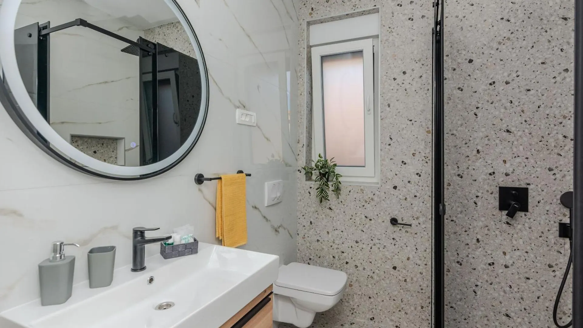 Apartments Fil Cosic Vir Kroatien